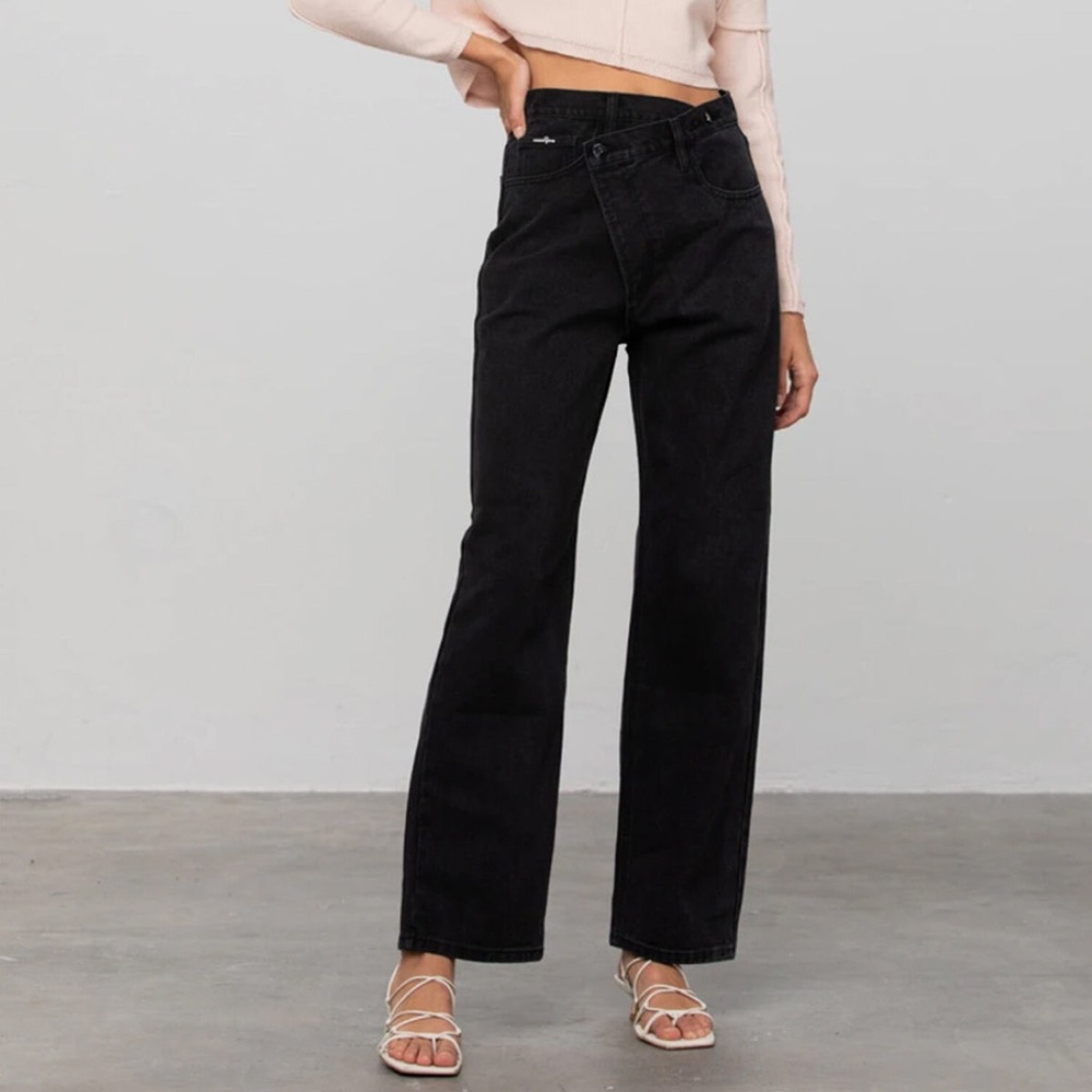 Insane Gene Women’s Crossover Button Straight Leg Jeans